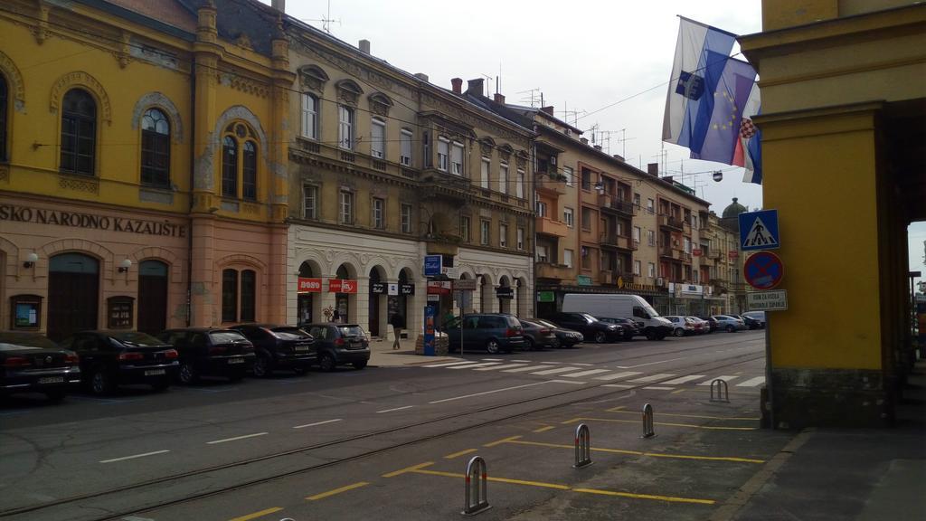 Apartment Downtown Osijek Eksteriør bilde